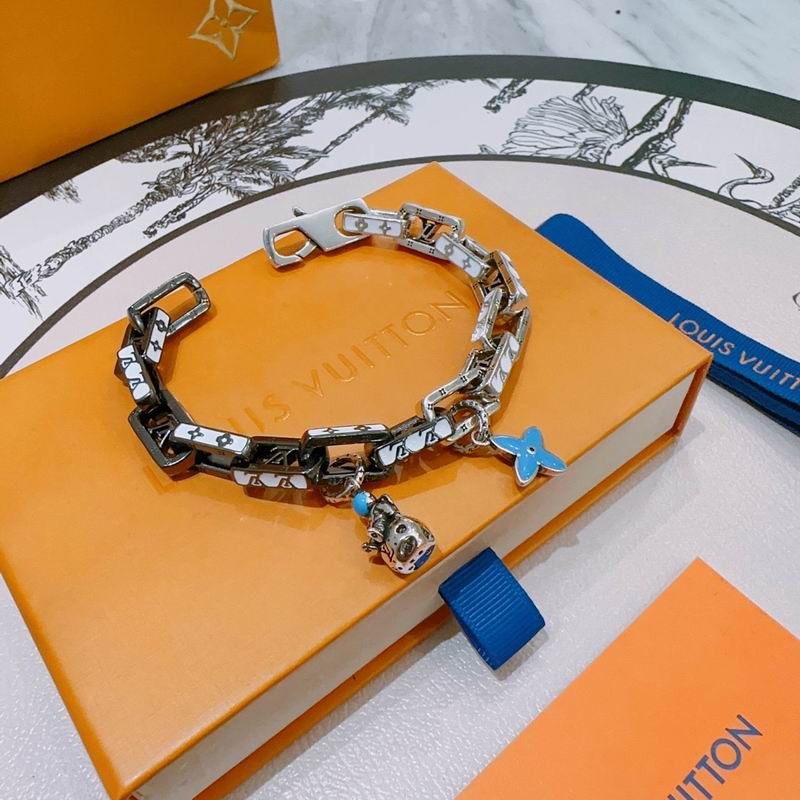 LV Bracelet 04yxh09